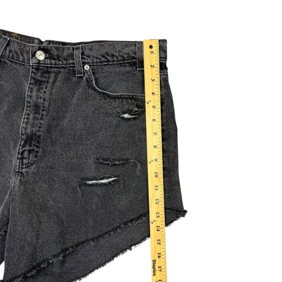 Levis 550 Denim Shorts Womens 38 High Waist Mom Cut Off Jeans Booty Distressed - Picture 6 of 10